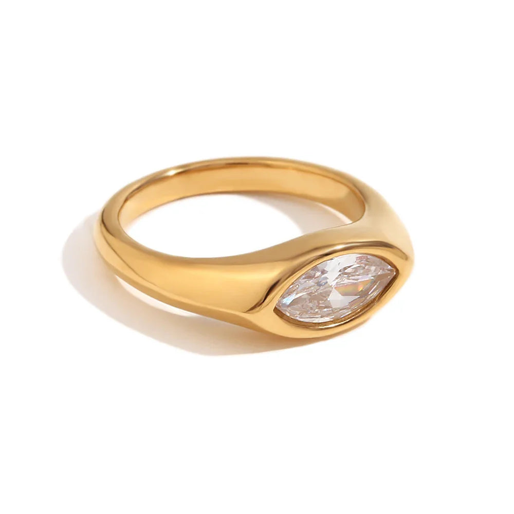 18k Oval Diamond Cut Ring
