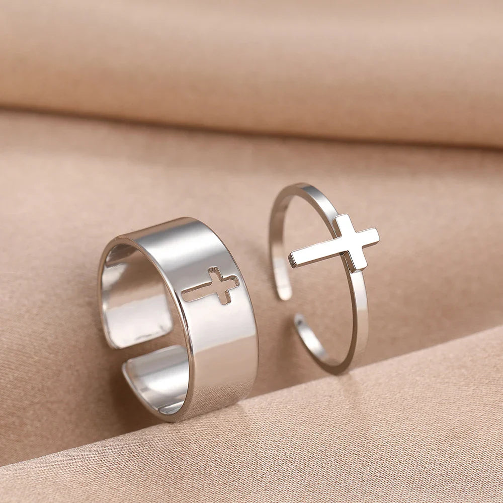 Minimal Couples Cross Rings