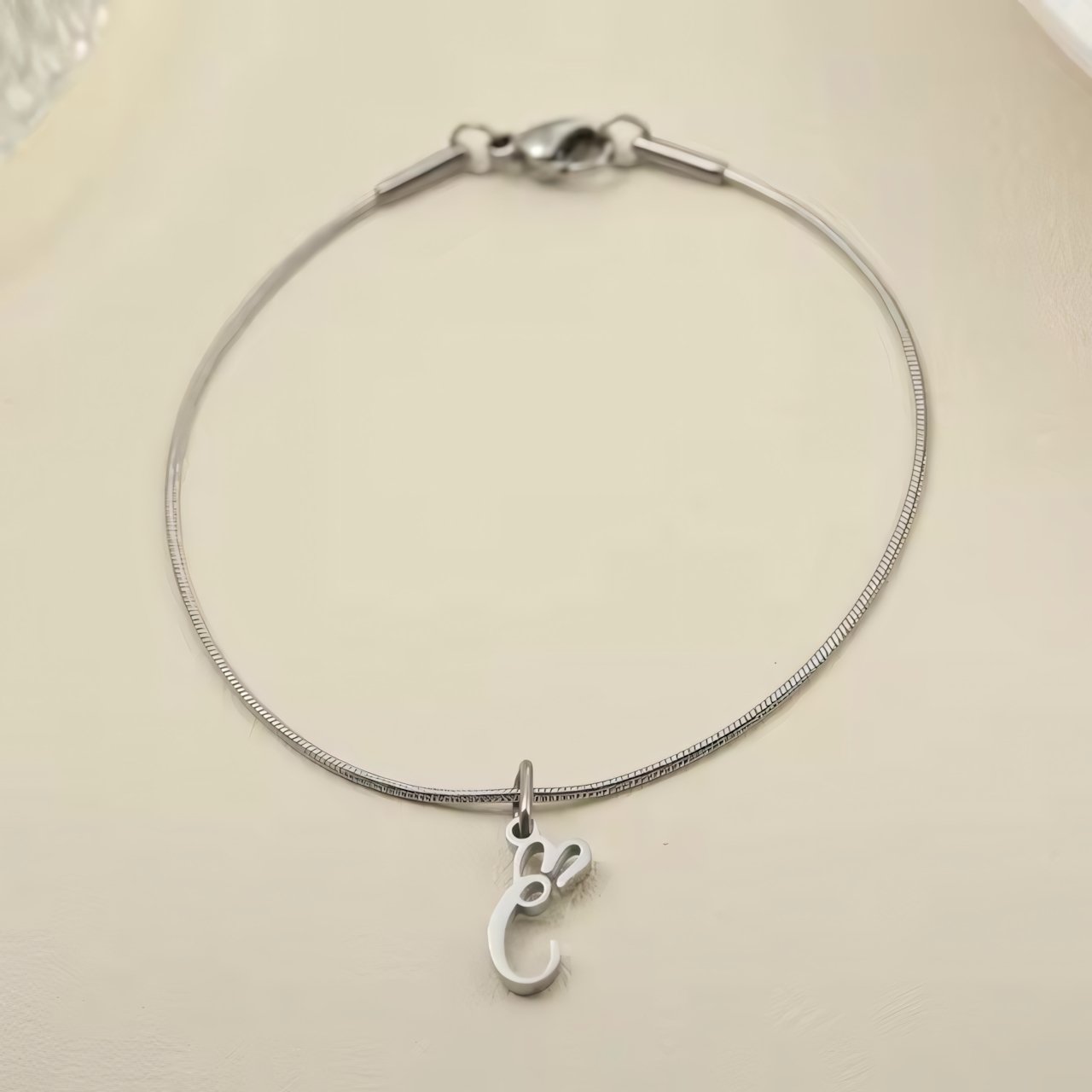 Dainty Cursive Heart Letter Initial Chain Bracelet