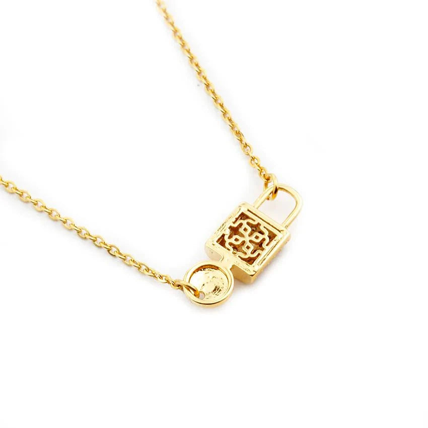 Dainty Lock And Key Lovers Necklace