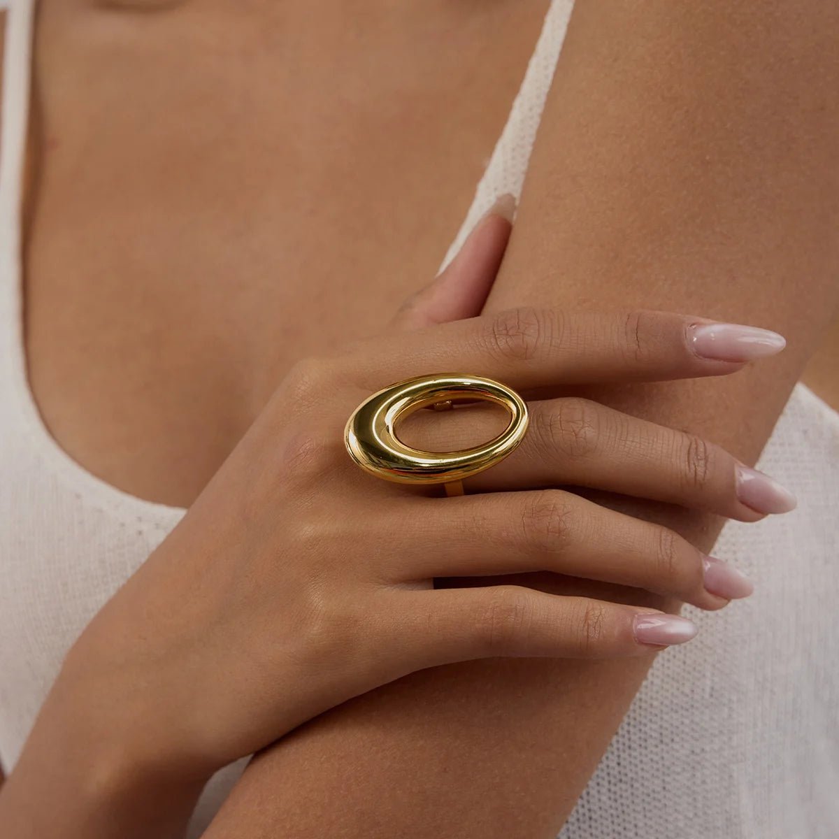 Ellipse Ring