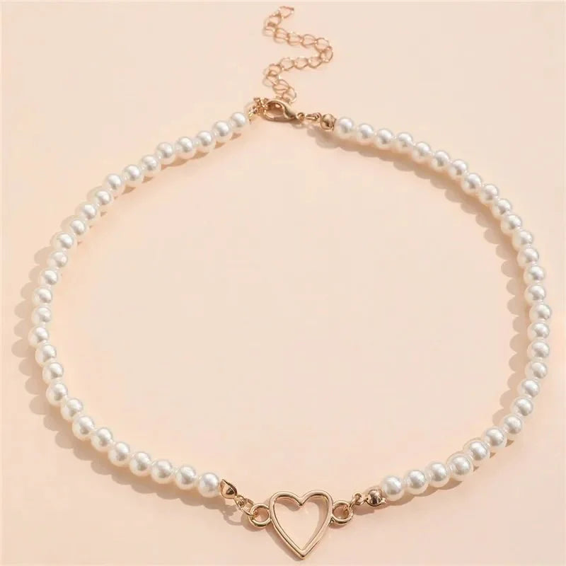 Heart Outline Pearl Choker Necklace
