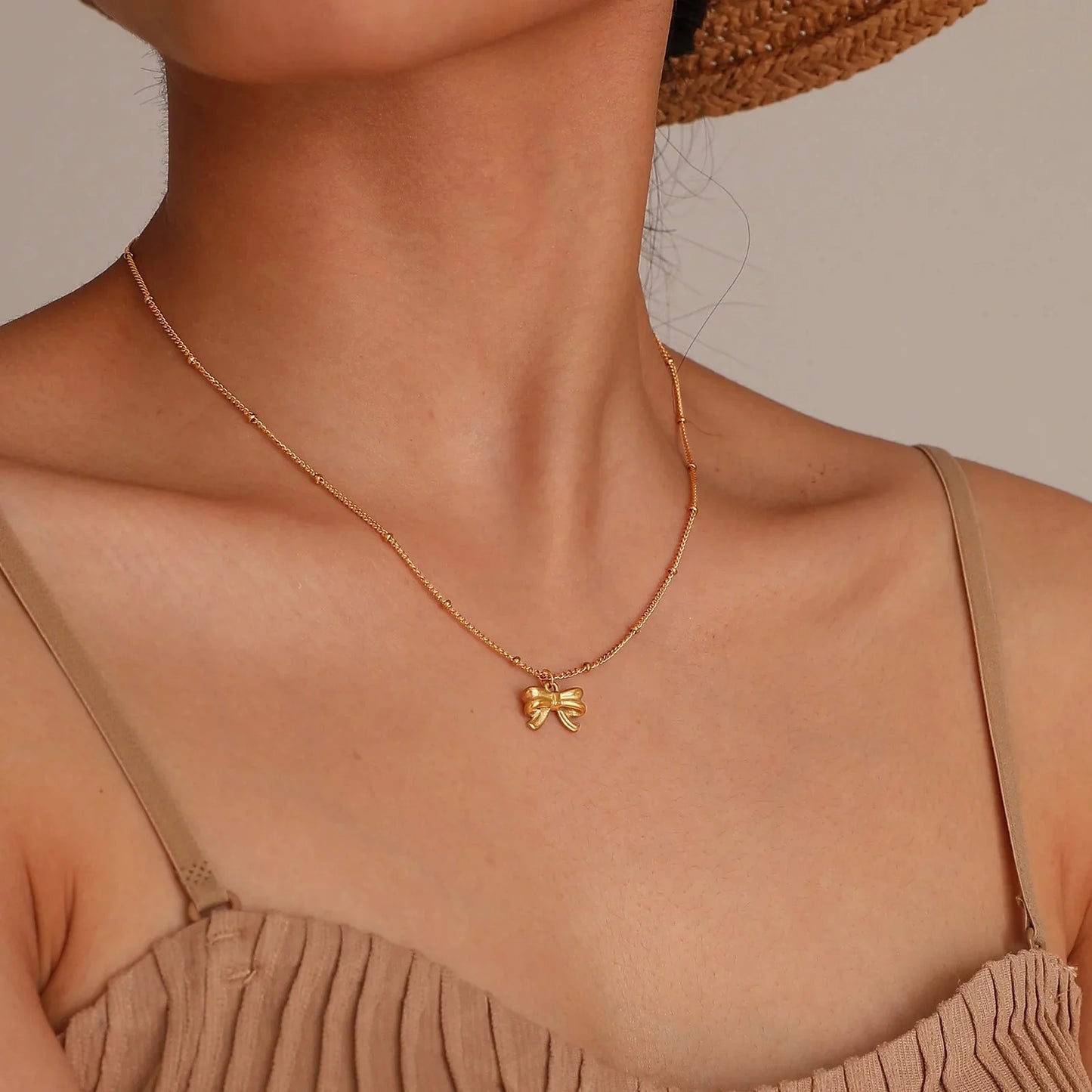 14k Dainty Feminine Bow Necklace