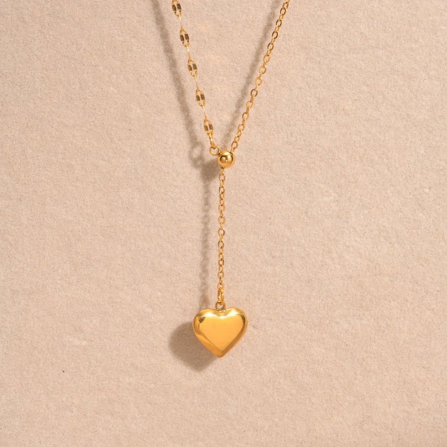14k Dainty Feminine Heart Dangle Necklace