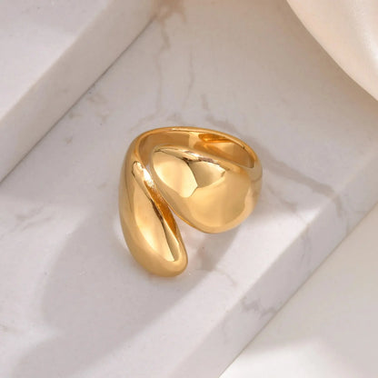 18k Chunky Droplet Wrap Around Ring