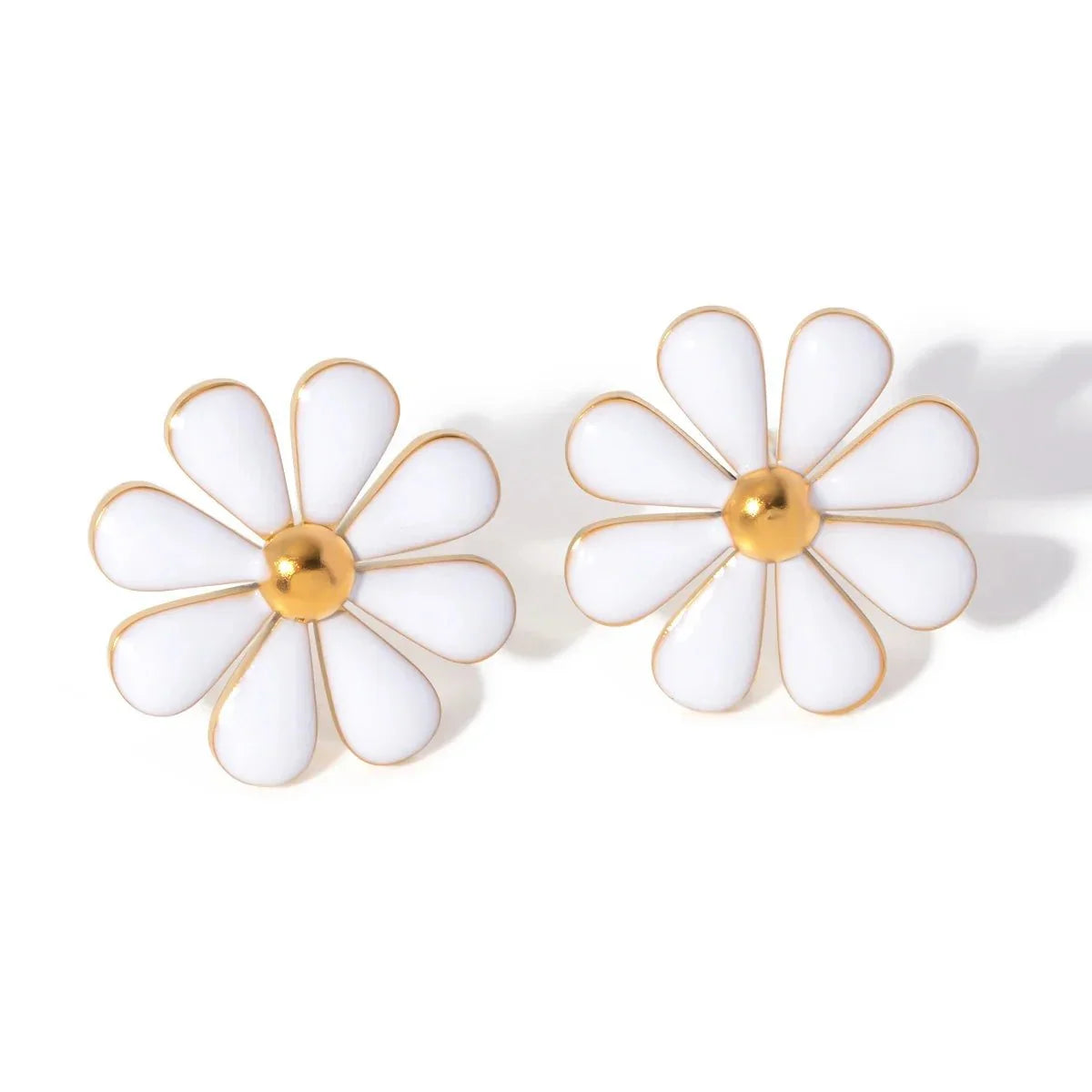 18k Dainty Daisy Floral Earrings