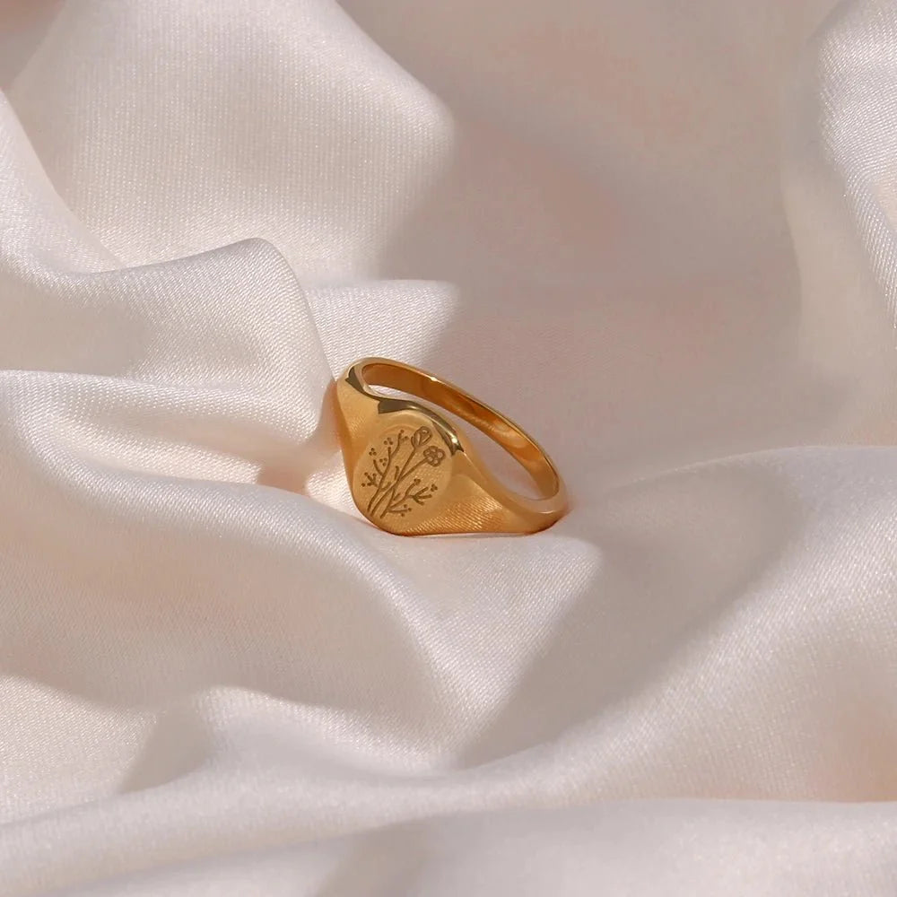 18k Dainty Floral Signet Rings