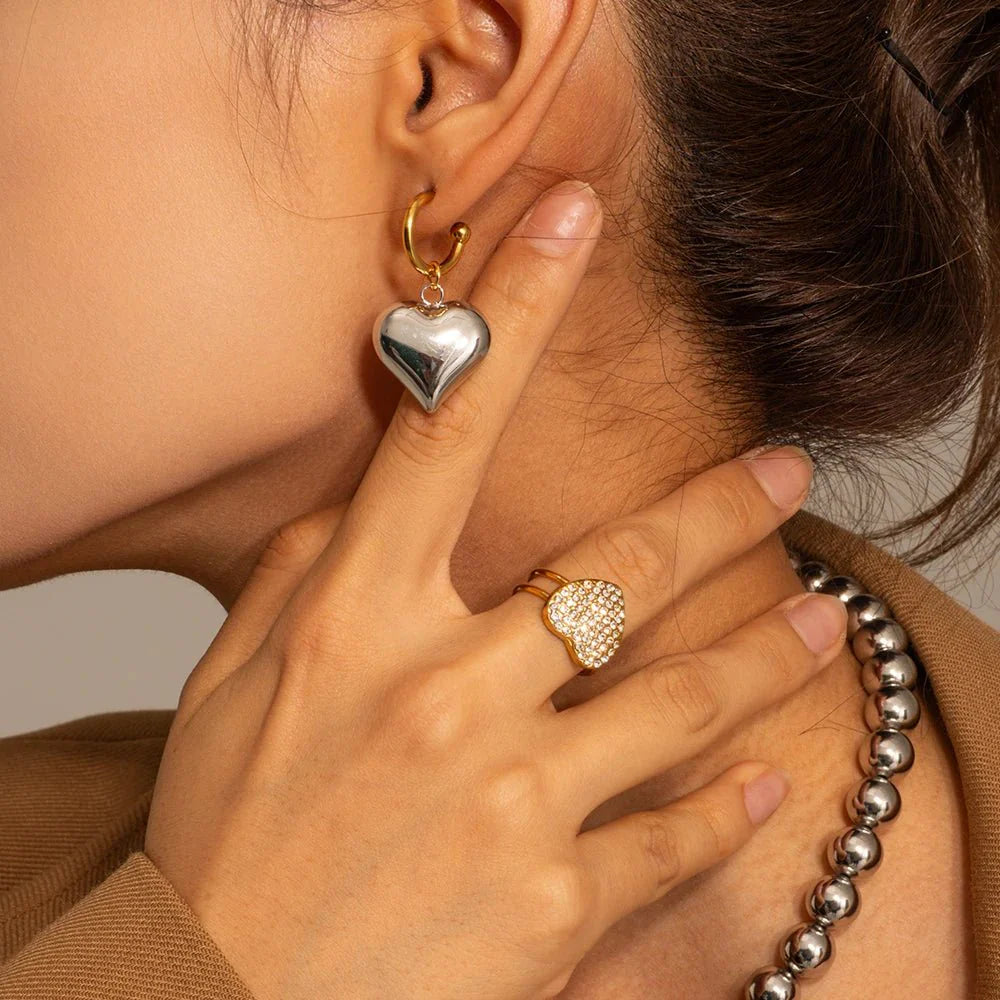 18k Dainty Heart Hoops Earrings