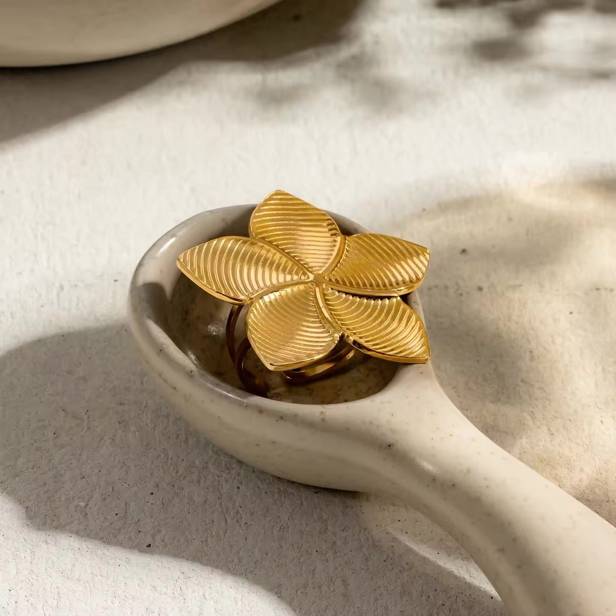 18k Glamorous Gold Floral Stud Earrings & Ring