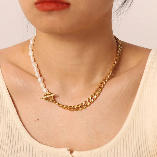 18k Gold Classic Modern Cuban Pearl Choker Necklace