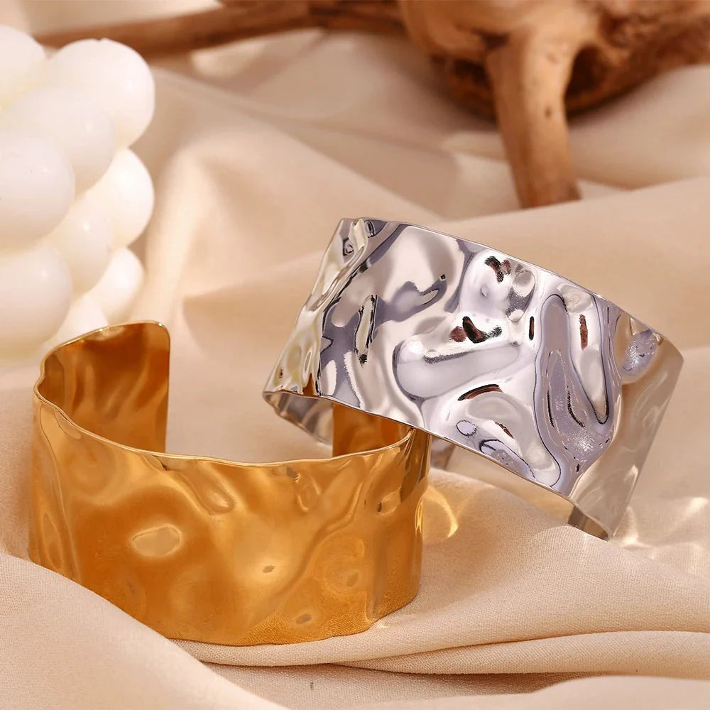 18k Hammered Texture Bangle Bracelets