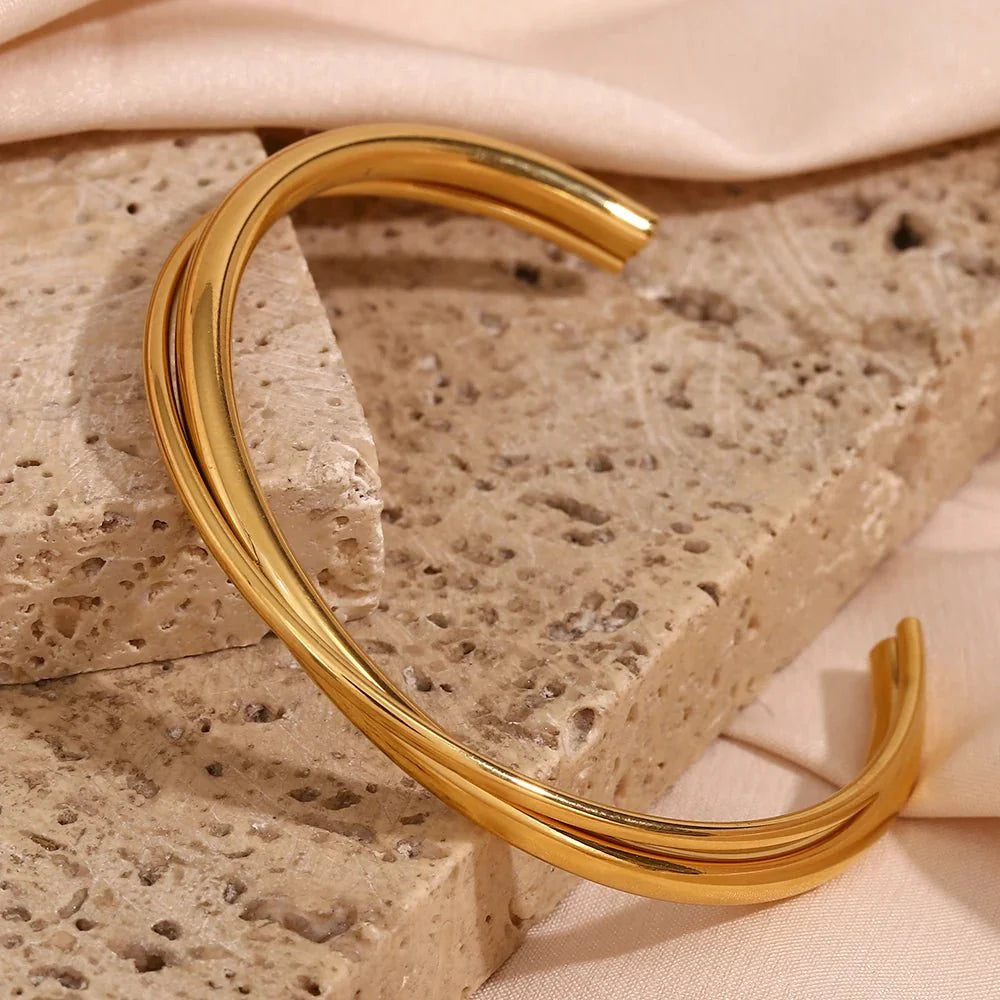 18k Intersect Cross Cuff Bracelet