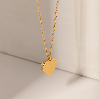 18k Romantic Dainty Red Heart Necklace
