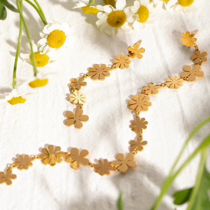 18k Staggering Floral Earrings