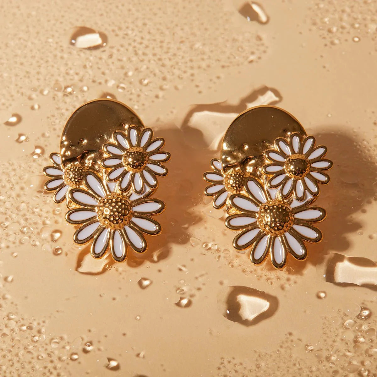 18k Trio Daisy Floral Earrings