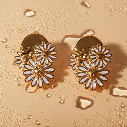 18k Trio Daisy Floral Earrings