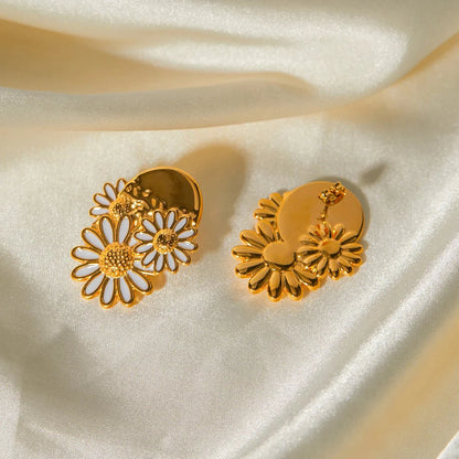 18k Trio Daisy Floral Earrings