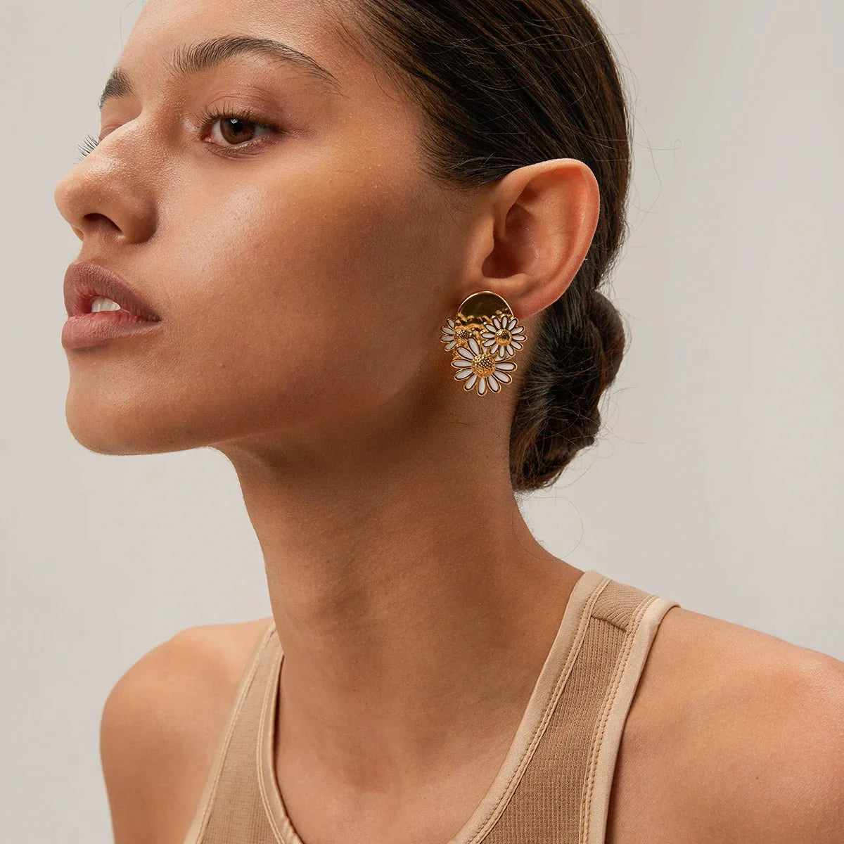 18k Trio Daisy Floral Earrings