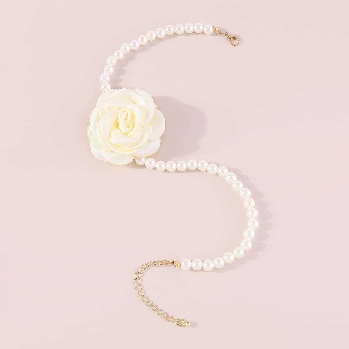 Elegant Pearl Floral Choker Necklace