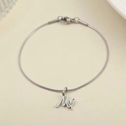 Dainty Cursive Heart Letter Initial Chain Bracelet