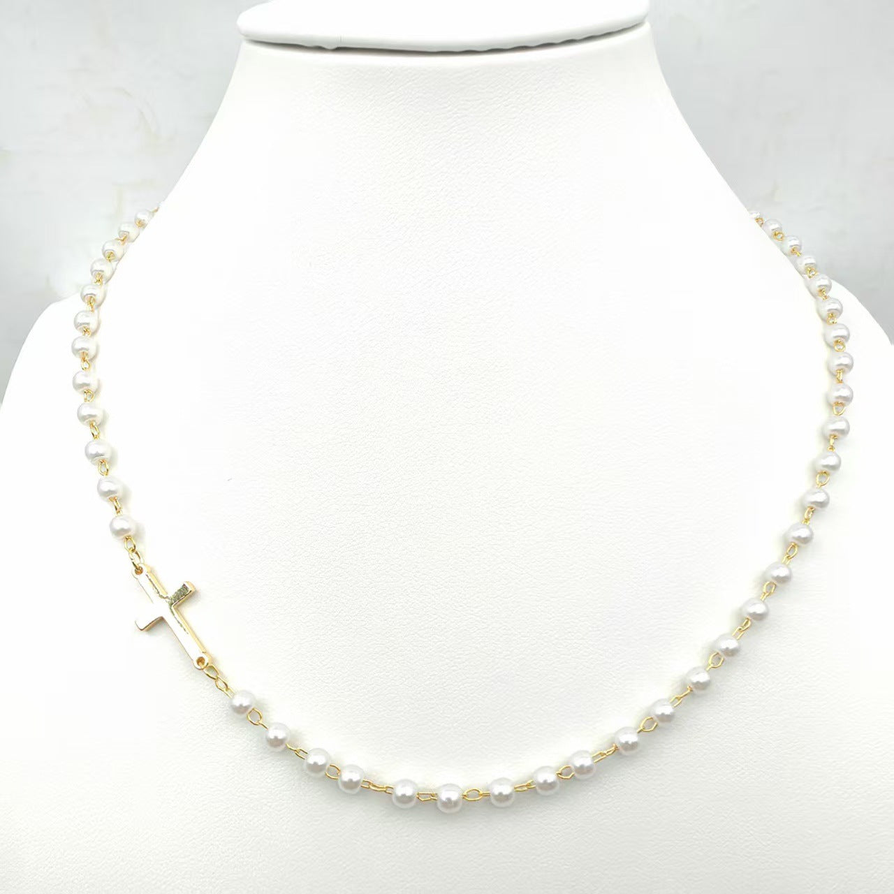Dainty Faux Pearl Cross Station Choker Necklace