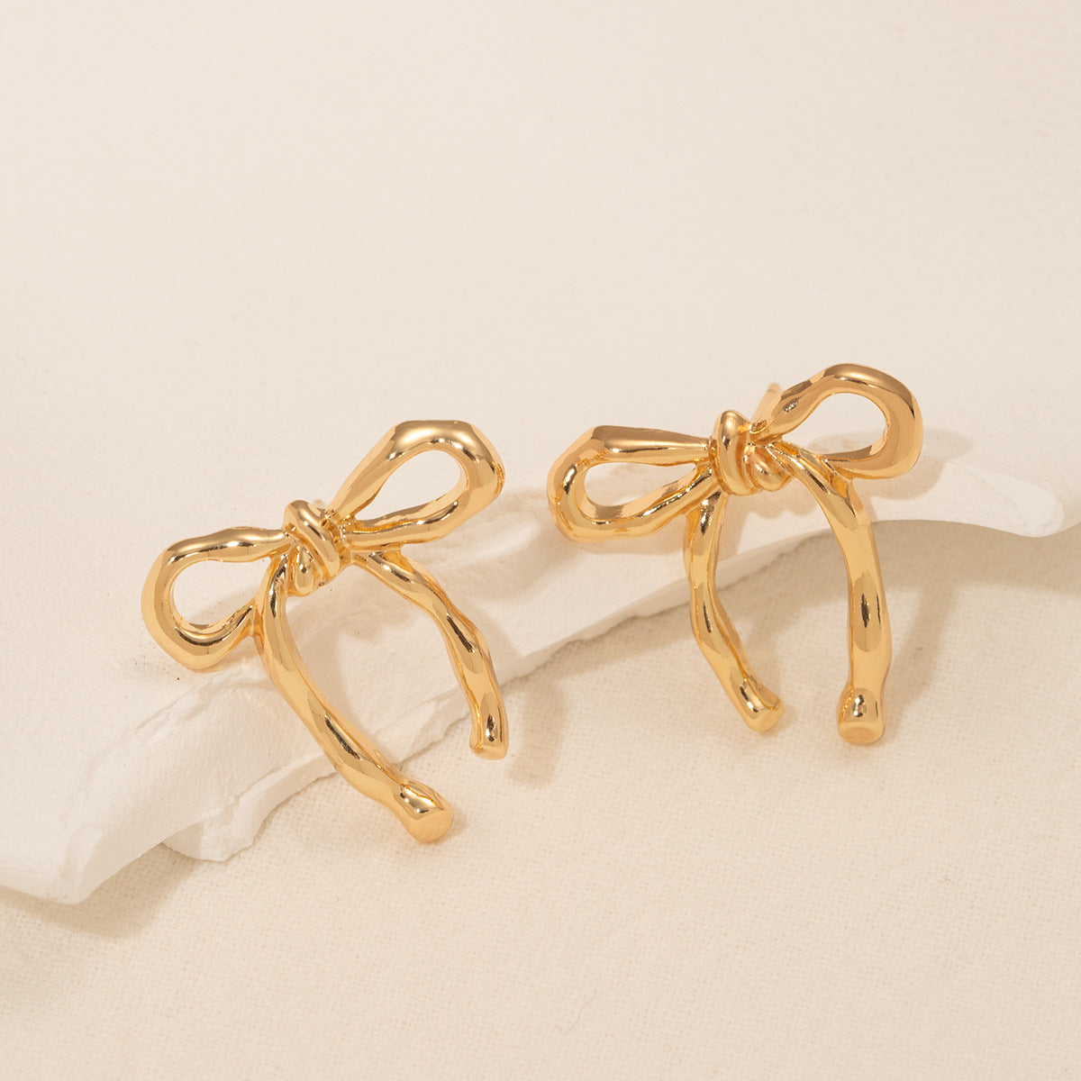 Dainty Bow Knot Stud Earrings