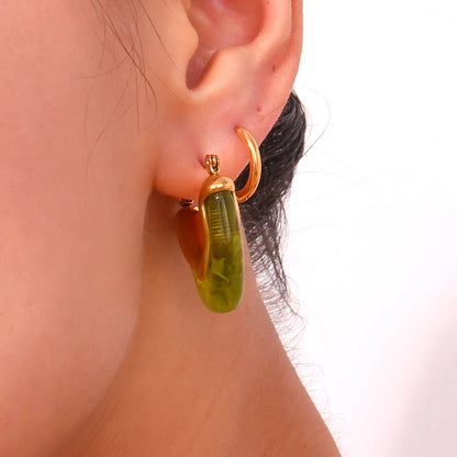 18k Classy V Hoop Earrings