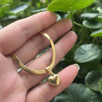 Herringbone Bubble Heart Necklace