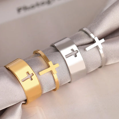 Minimal Couples Cross Rings