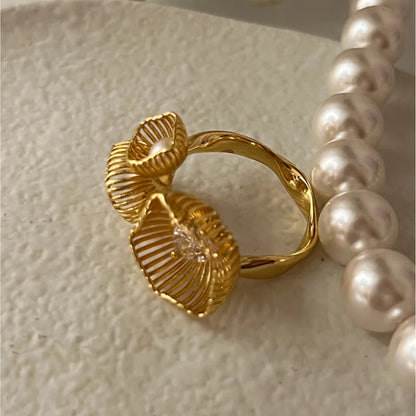 Diamond Pearl Clam Shell Ring