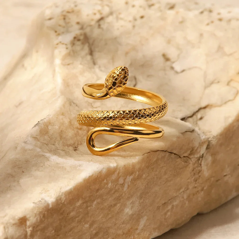 Adjustable Spiraling Snake Ring