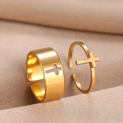 Minimal Couples Cross Rings