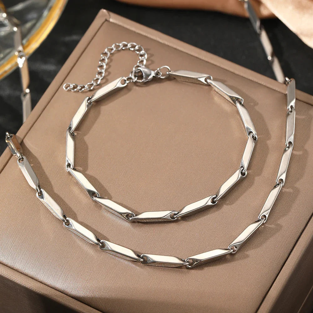 Modern Geometric Chain Necklace and Bracelet Set