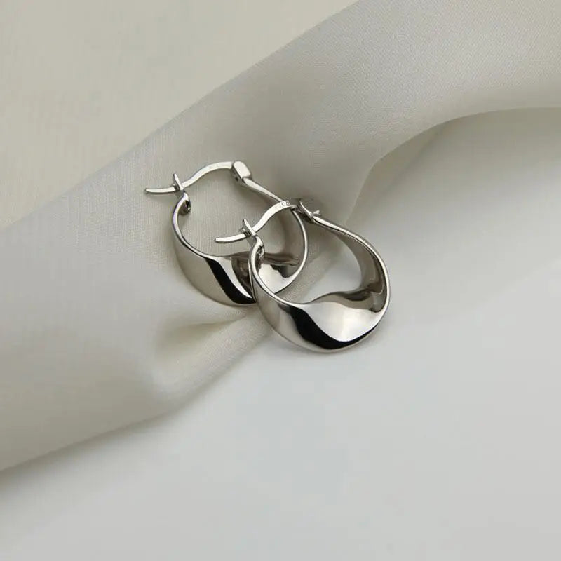 Minimal Flattened Irregular Hoop Earrings