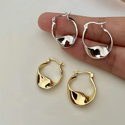 Minimal Flattened Irregular Hoop Earrings