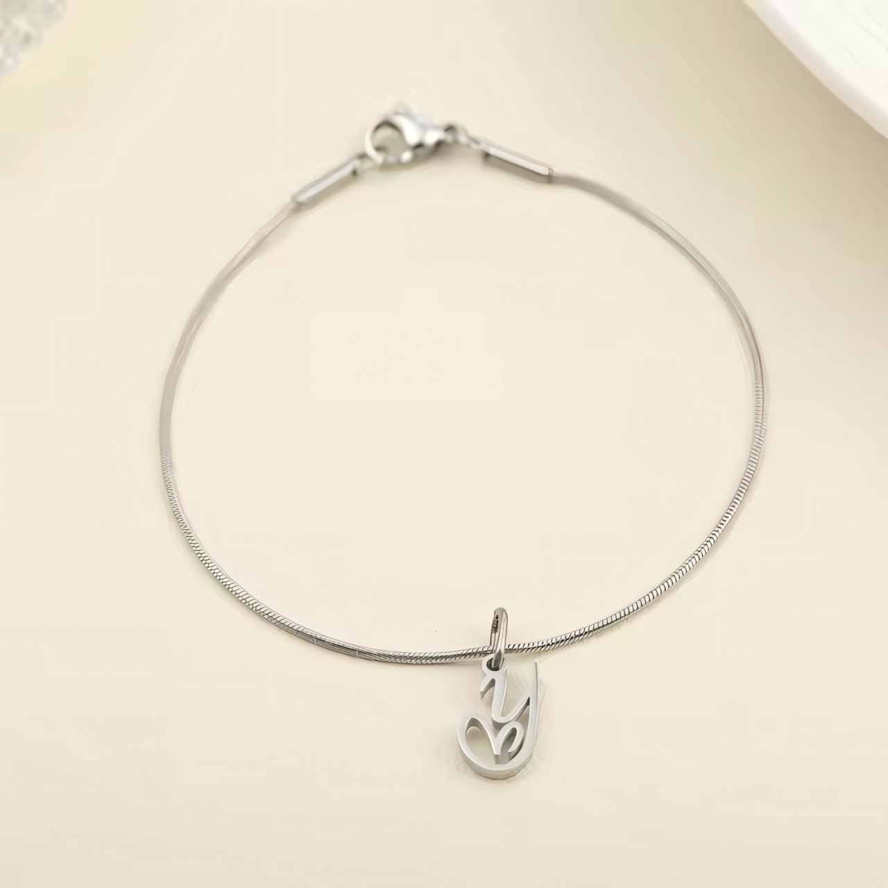 Dainty Cursive Heart Letter Initial Chain Bracelet