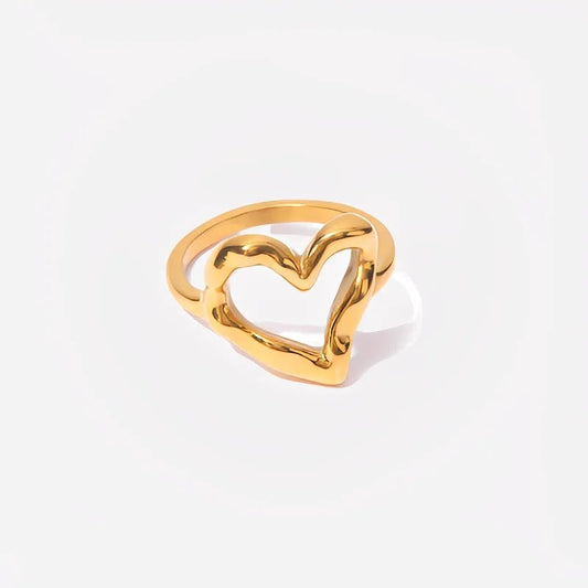 Amora Ring