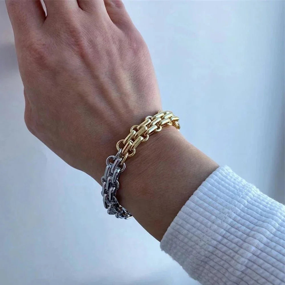 Chunky Two Tone Textured Circle Clasp Bracelet