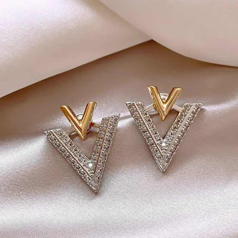 Classic Double V "Ulippa" Earrings