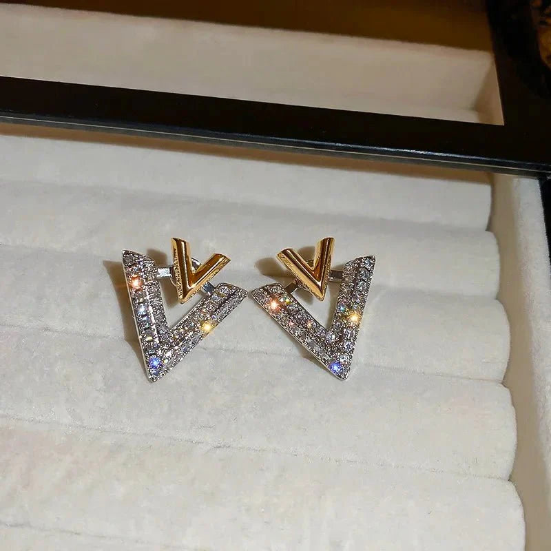 Classic Double V "Ulippa" Earrings