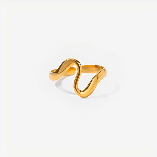 Curvea Ring