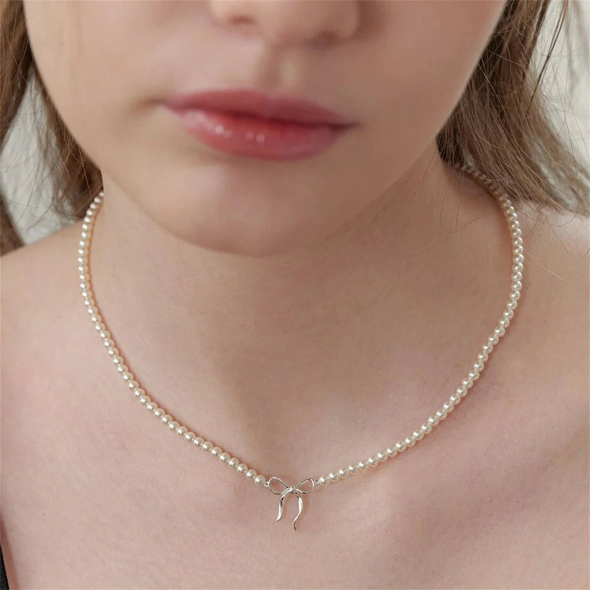 Dainty Beaded Pearl Bow Feminine Choker Necklace