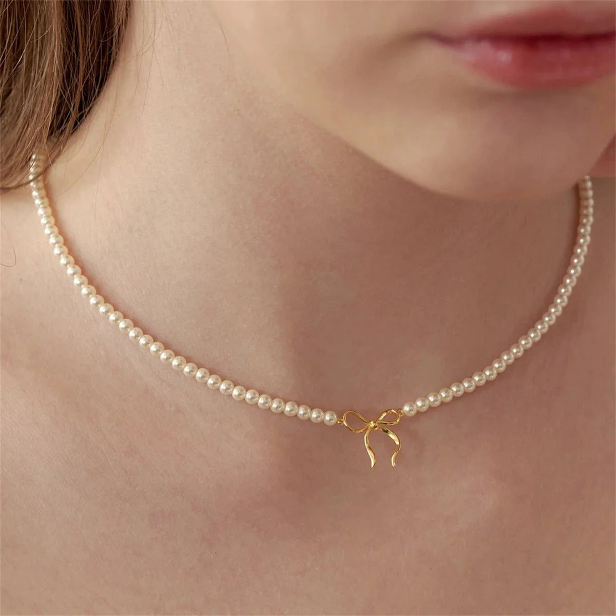 Dainty Beaded Pearl Bow Feminine Choker Necklace