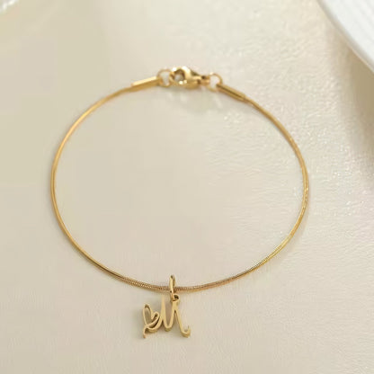 Dainty Cursive Heart Letter Initial Chain Bracelet