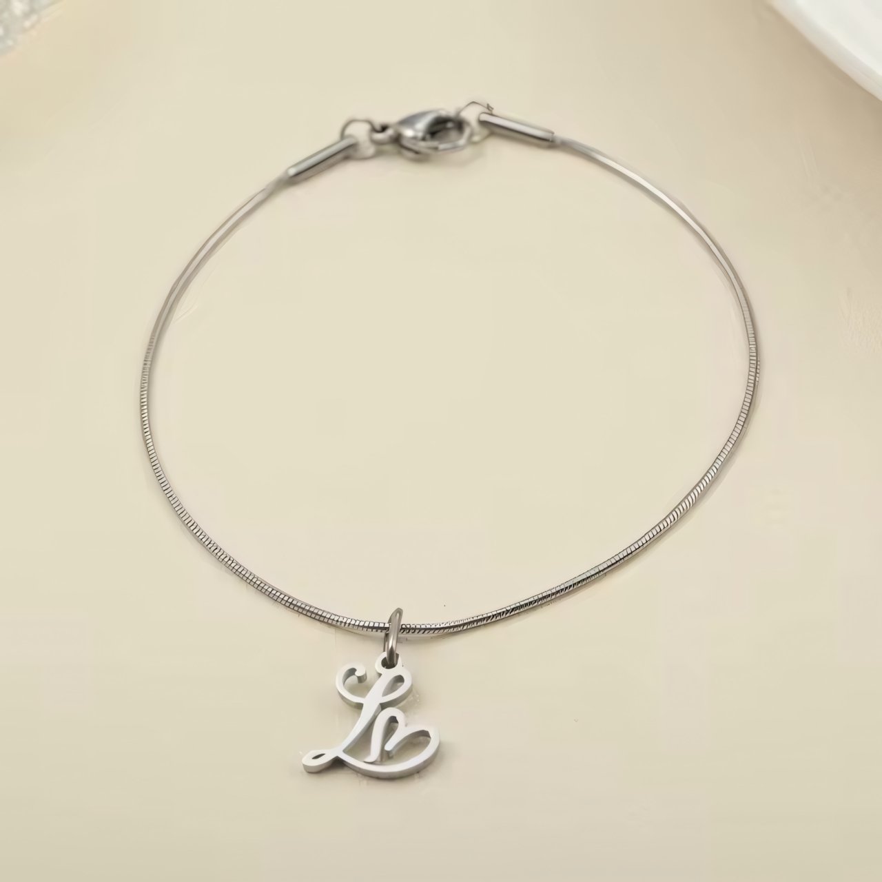 Dainty Cursive Heart Letter Initial Chain Bracelet