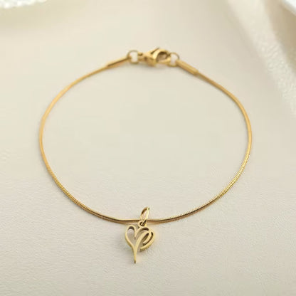 Dainty Cursive Heart Letter Initial Chain Bracelet