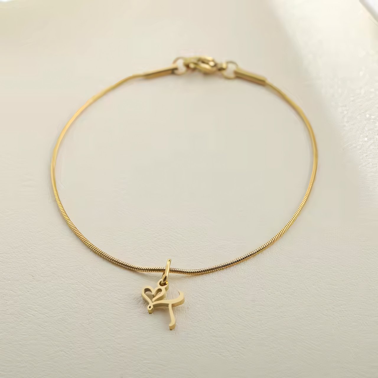 Dainty Cursive Heart Letter Initial Chain Bracelet