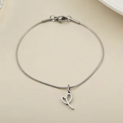 Dainty Cursive Heart Letter Initial Chain Bracelet