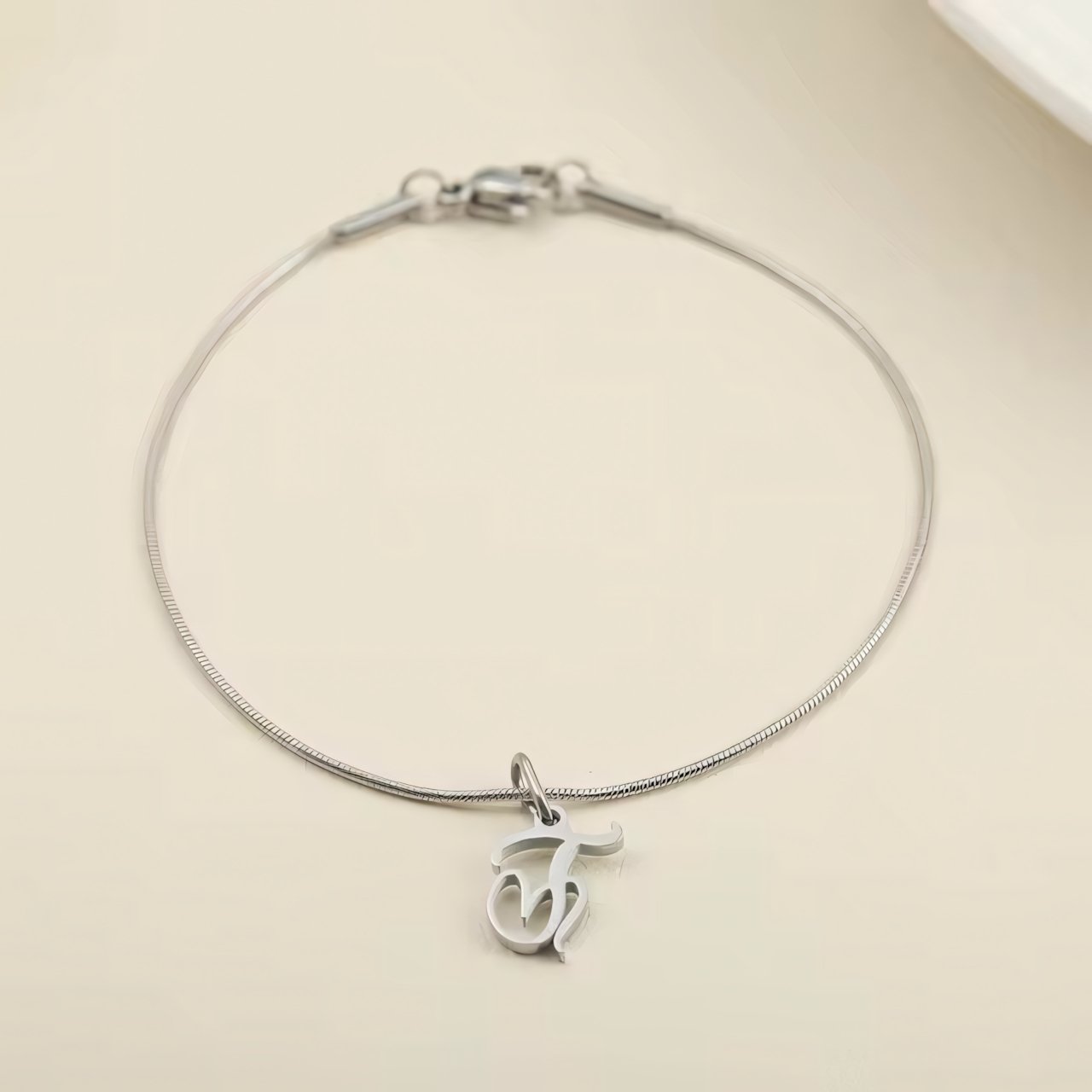 Dainty Cursive Heart Letter Initial Chain Bracelet