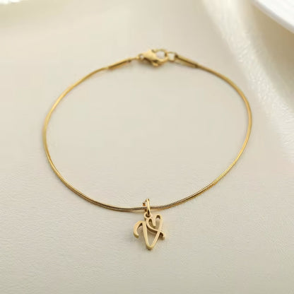Dainty Cursive Heart Letter Initial Chain Bracelet